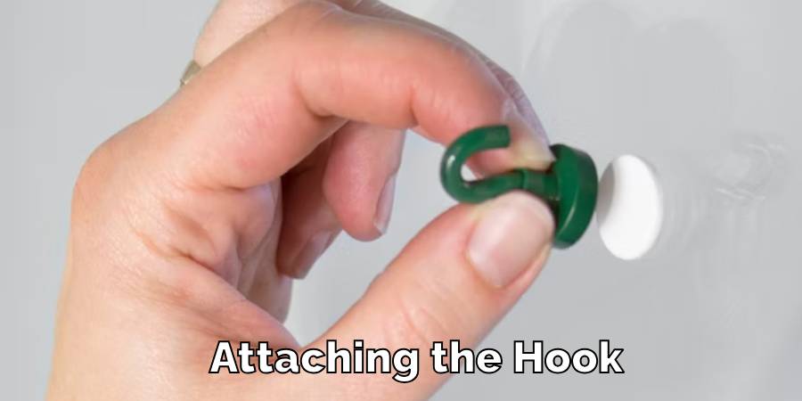 Attaching the Hook